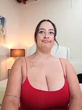 DaniRousse online show from February 8, 2026, 12:36 am