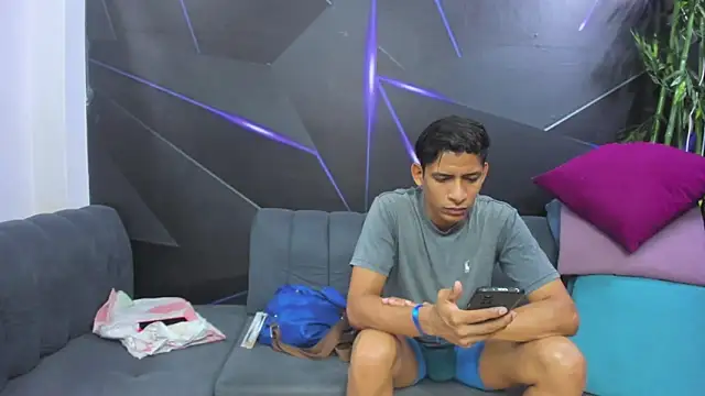 playsgirlhot online show from September 15, 2025, 11:16 pm