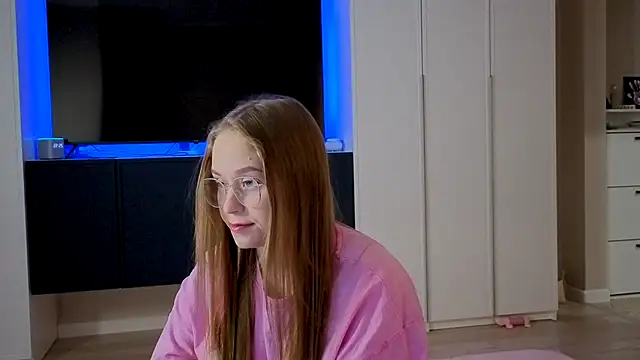 Snapshot of endlesssoffi chatting on October 31, 2025, 7:26 pm endlesssoffi online show from October 31, 2025, 7:26 pm