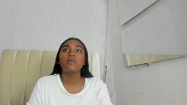 kayna gomez online show from April 22, 2026, 7:15 pm