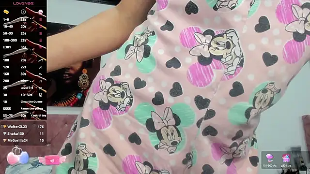 Snapshot of Milkdulce1 chatting on February 18, 2025, 9:10 am Milkdulce1 online show from February 18, 2025, 9:10 am