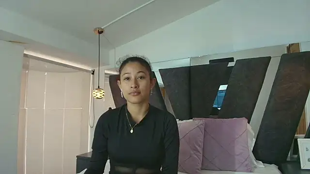 Snapshot of Milkdulce1 chatting on November 24, 2025, 1:44 pm Milkdulce1 online show from November 24, 2025, 1:44 pm