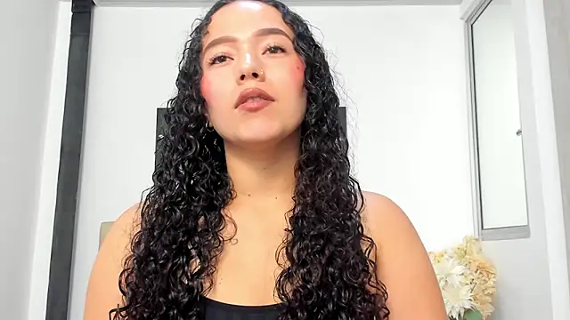 Snapshot of amaranta_f00x chatting on June 11, 2026, 12:36 pm amaranta f00x online show from June 11, 2026, 12:36 pm