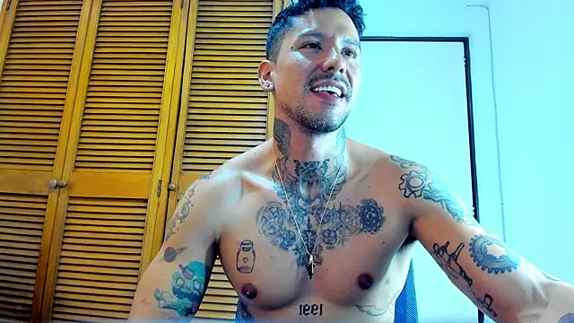 Dylanstonne online show from March 14, 2025, 9:21 pm