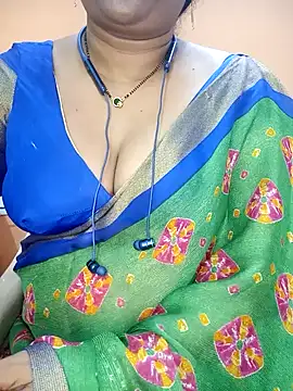 Snapshot of Sexy-Telugunayana2 chatting on December 6, 2024, 6:17 pm Sexy-Telugunayana2 online show from December 6, 2024, 6:17 pm