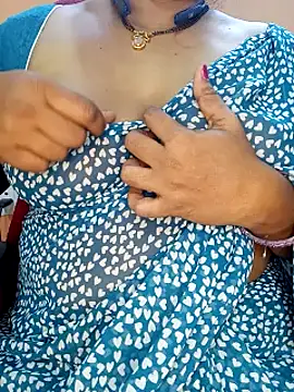 Snapshot of Sexy-Telugunayana2 chatting on February 6, 2025, 2:58 pm Sexy-Telugunayana2 online show from February 6, 2025, 2:58 pm