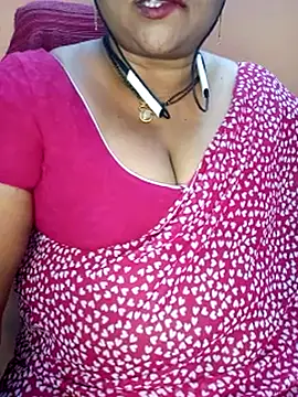 Snapshot of Sexy-Telugunayana2 chatting on March 4, 2025, 7:32 pm Sexy-Telugunayana2 online show from March 4, 2025, 7:32 pm