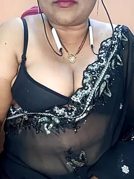 Snapshot of Sexy-Telugunayana2 chatting on March 7, 2025, 6:22 pm Sexy-Telugunayana2 online show from March 7, 2025, 6:22 pm