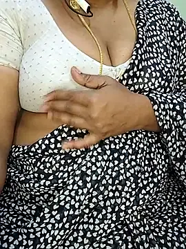 Snapshot of Sexy-Telugunayana2 chatting on November 11, 2025, 5:57 pm Sexy-Telugunayana2 online show from November 11, 2025, 5:57 pm