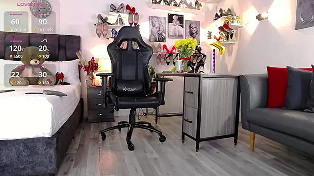 Snapshot of Carlajohnson chatting on October 17, 2025, 12:14 am Carlajohnson online show from October 17, 2025, 12:14 am