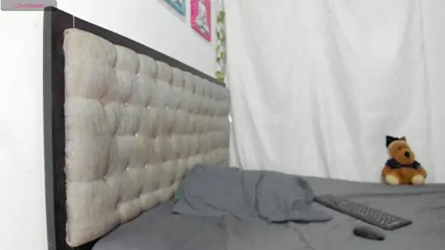 emi henao online show from February 20, 2026, 12:38 pm