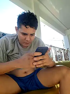 Pink Jazmin online show from December 9, 2024, 9:05 pm