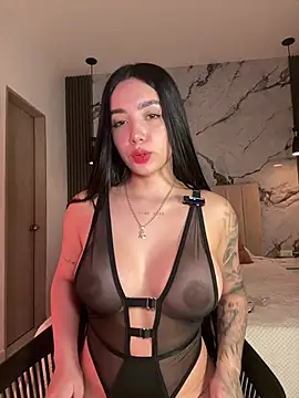 Pink Jazmin online show from June 30, 2026, 1:06 am