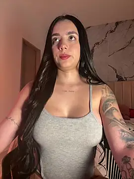 Pink Jazmin online show from July 10, 2026, 1:21 am