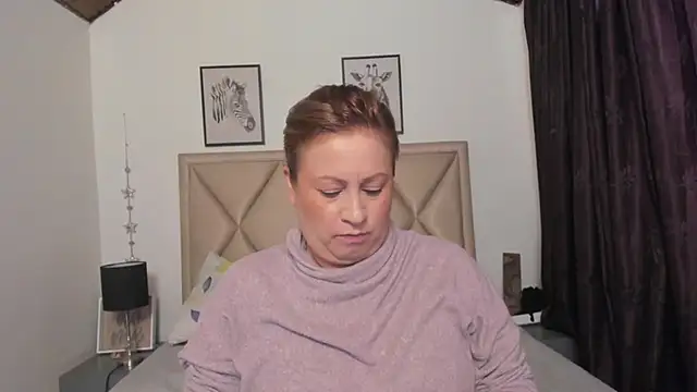 Snapshot of MonyCassius chatting on June 19, 2026, 12:09 pm MonyCassius online show from June 19, 2026, 12:09 pm