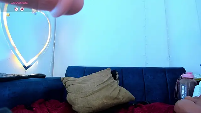 AnaSofia 07sv online show from February 1, 2025, 10:05 am