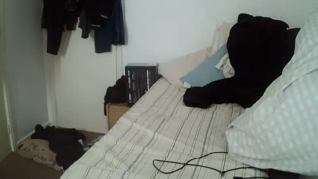 Snapshot of rampartzz chatting on March 6, 2025, 10:41 am rampartzz online show from March 6, 2025, 10:41 am