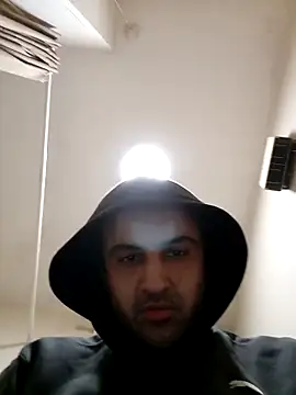 Snapshot of rampartzz chatting on December 5, 2025, 4:54 am rampartzz online show from December 5, 2025, 4:54 am