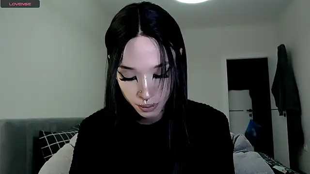 Dasha M online show from September 27, 2025, 2:11 pm