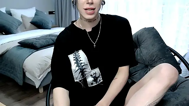 Dasha M online show from February 18, 2026, 1:18 pm