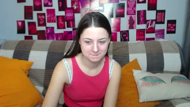 Snapshot of MilanaRoza chatting on February 20, 2025, 5:44 am MilanaRoza online show from February 20, 2025, 5:44 am