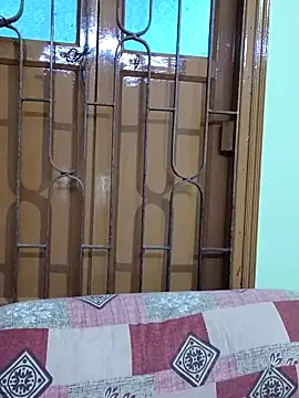 yoursweety09 online show from September 24, 2025, 8:17 am