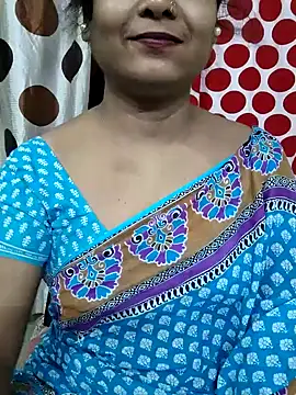 yoursweety09 online show from July 1, 2026, 11:59 pm