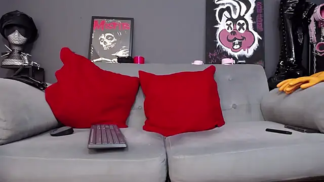 Carla Phoenix online show from February 12, 2025, 4:33 pm