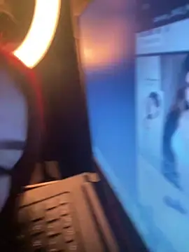 Im Valen Cute online show from February 3, 2025, 11:36 pm