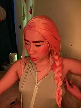 Im Valen Cute online show from March 3, 2025, 11:24 pm