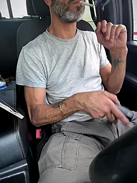 Snapshot of KBD85 chatting on October 18, 2025, 6:41 pm KBD85 online show from October 18, 2025, 6:41 pm