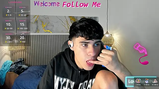 Dyla n18 online show from July 6, 2026, 7:38 pm