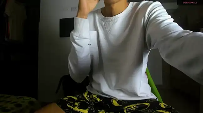 Snapshot of danna_sofiah chatting on December 20, 2024, 10:54 pm danna sofiah online show from December 20, 2024, 10:54 pm