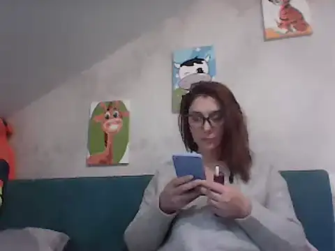 AmberElixir online show from March 5, 2025, 6:01 am