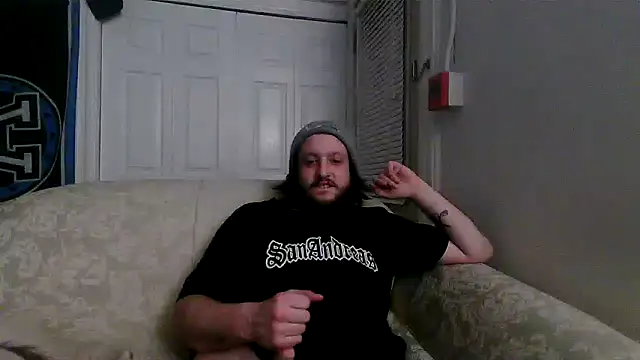 Snapshot of Marksoyer chatting on December 25, 2024, 8:29 am Marksoyer online show from December 25, 2024, 8:29 am