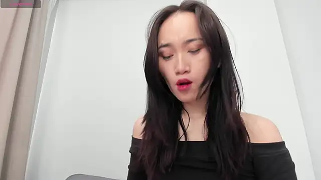 aenie online show from February 7, 2025, 5:10 am