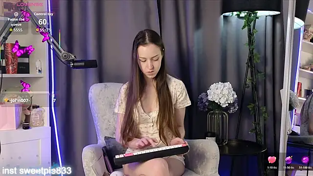Snapshot of Anal_Girl_ chatting on May 11, 2026, 7:00 pm Anal Girl online show from May 11, 2026, 7:00 pm
