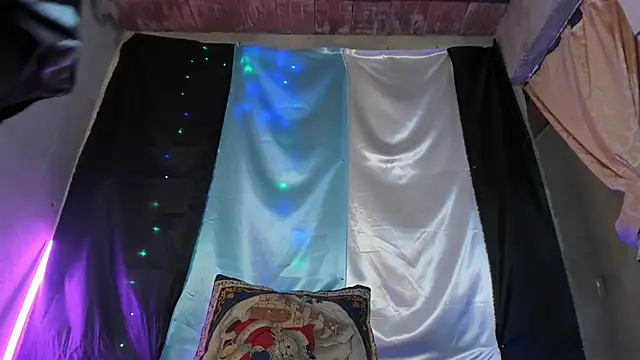 Snapshot of DeisyHarper chatting on March 20, 2025, 5:04 pm DeisyHarper online show from March 20, 2025, 5:04 pm