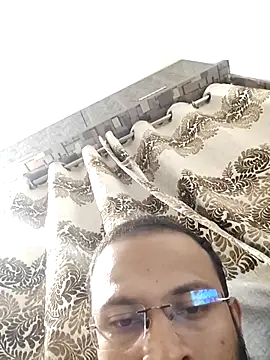 Snapshot of Punekarmanoj97 chatting on May 26, 2026, 5:42 pm Punekarmanoj97 online show from May 26, 2026, 5:42 pm