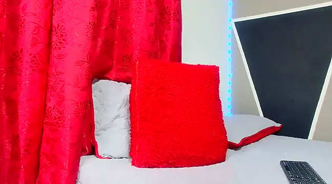 Snapshot of astrom_greyy chatting on January 25, 2025, 5:51 am astrom greyy online show from January 25, 2025, 5:51 am