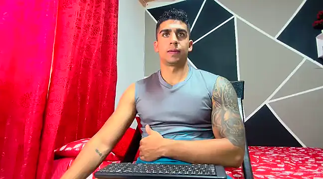 Snapshot of astrom_greyy chatting on March 3, 2025, 7:39 pm astrom greyy online show from March 3, 2025, 7:39 pm