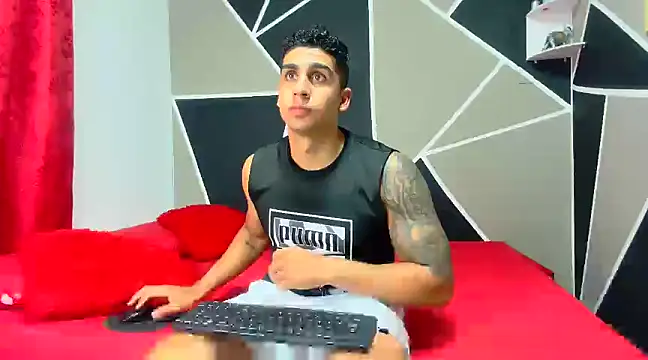 Snapshot of astrom_greyy chatting on March 18, 2025, 9:53 pm astrom greyy online show from March 18, 2025, 9:53 pm