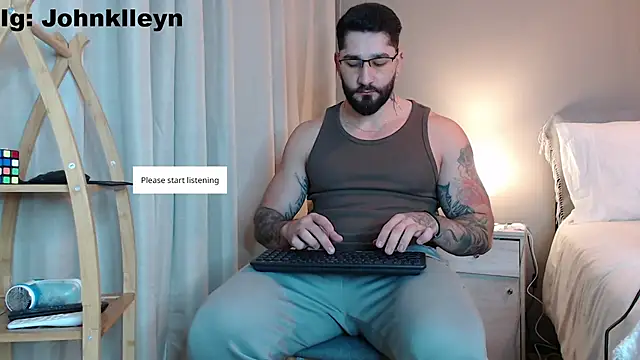 jonhklleyn online show from June 9, 2026, 8:53 pm