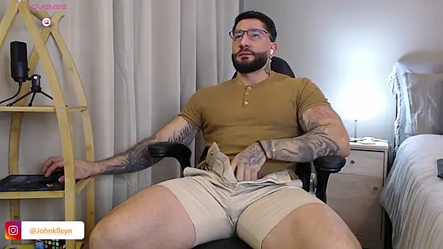 jonhklleyn online show from July 18, 2026, 7:28 pm