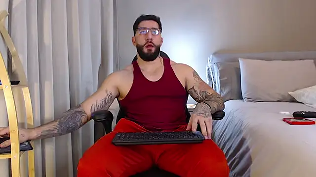 jonhklleyn online show from July 22, 2026, 7:27 pm