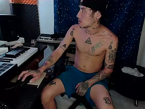 patrik tattoo  online show from February 19, 2025, 4:01 am