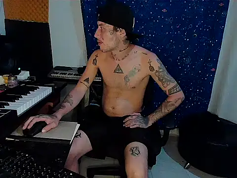 patrik tattoo  online show from March 19, 2025, 3:30 am