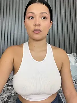 Snapshot of Lola_sweeet18 chatting on February 25, 2026, 10:47 am Lola sweeet18 online show from February 25, 2026, 10:47 am