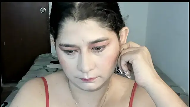 alinabozz1 online show from July 12, 2026, 2:57 am
