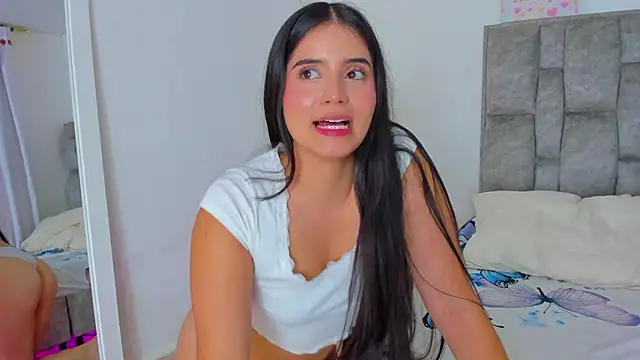 Snapshot of adhara__evanss chatting on March 11, 2026, 2:28 am adhara evanss online show from March 11, 2026, 2:28 am